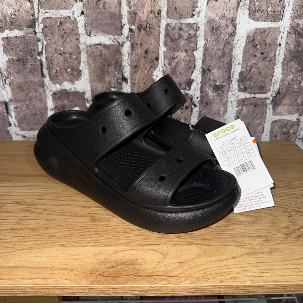 Crocs Classic Crush Sandal Womens 10 Mens 8 Black Platform Slides New NWT